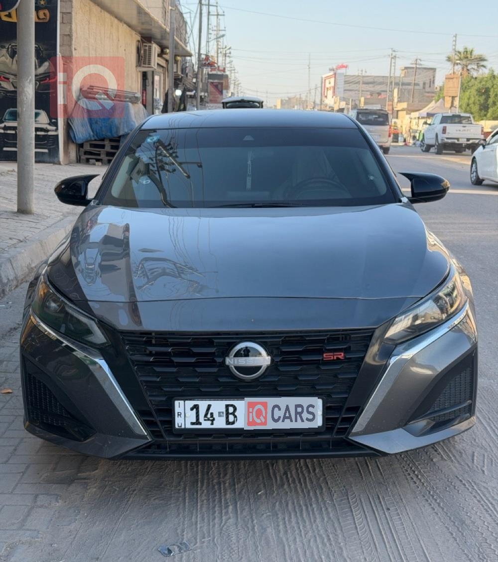 نیسان ئەلتیما